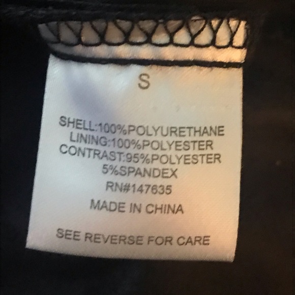 Romeo and Juliet COUTURE Black faux leather top Size Small - Picture 14 of 15